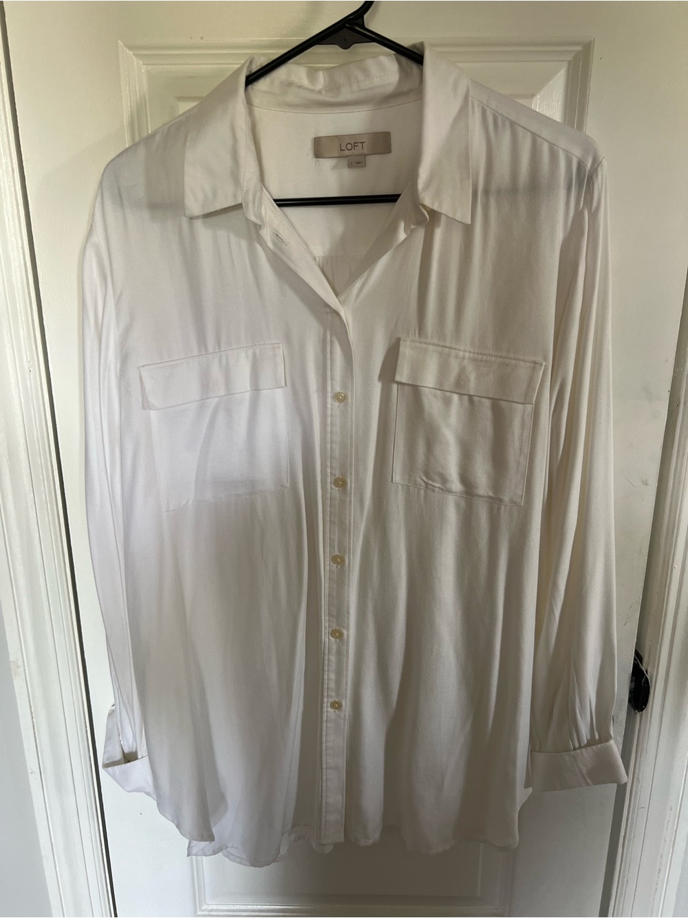 LOFT White Long-Sleeve Button-Up Shirt